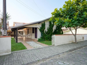Casa a 250 metros da praia FY9172